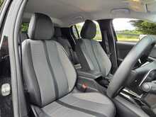 Peugeot 208 PureTech Allure Premium + - U54109