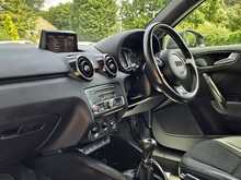 Audi A1 TFSI S line - U54127