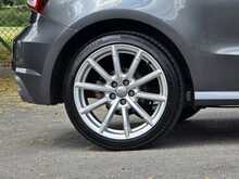 Audi A1 TFSI S line - U54127