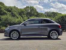 Audi A1 TFSI S line - U54127