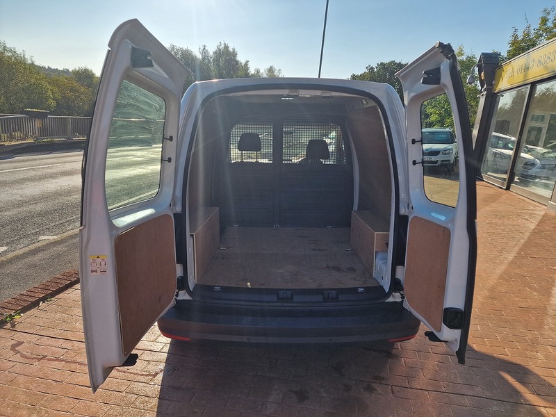 Volkswagen 2.0 TDI C20 Startline Panel Van 5dr Diesel Manual SWB Euro 6 (s/s) (102 ps)