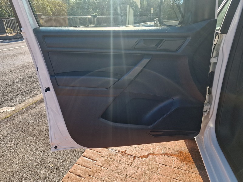 Volkswagen 2.0 TDI C20 Startline Panel Van 5dr Diesel Manual SWB Euro 6 (s/s) (102 ps)