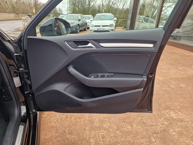 Audi 2.0 TDI 35 S line Sportback 5dr Diesel Manual Euro 6 (s/s) (150 ps)