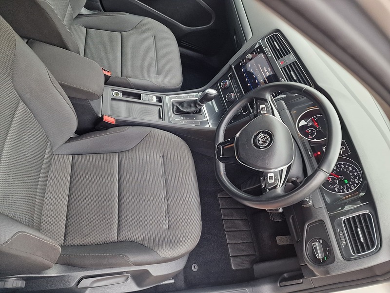 Volkswagen 1.6 TDI SE Estate 5dr Diesel DSG Euro 6 (s/s) (115 ps)