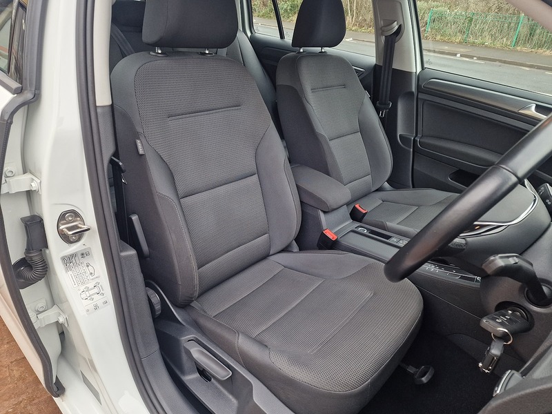 Volkswagen 1.6 TDI SE Estate 5dr Diesel DSG Euro 6 (s/s) (115 ps)
