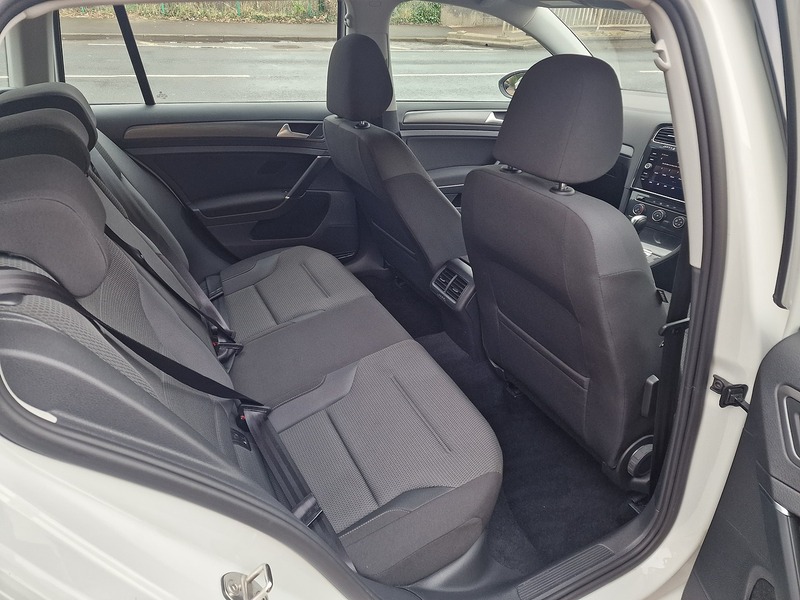 Volkswagen 1.6 TDI SE Estate 5dr Diesel DSG Euro 6 (s/s) (115 ps)