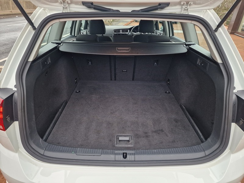 Volkswagen 1.6 TDI SE Estate 5dr Diesel DSG Euro 6 (s/s) (115 ps)