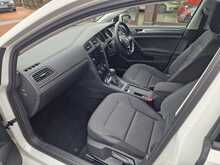 Volkswagen Golf TDI SE 