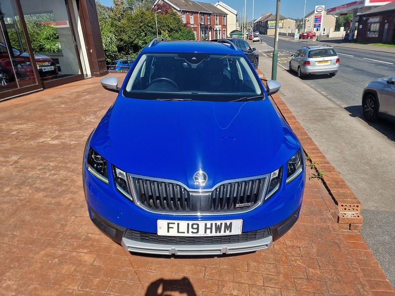 Skoda 2.0 TDI Scout Estate 5dr Diesel DSG 4WD Euro 6 (s/s) (150 ps)