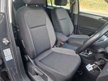 Volkswagen Tiguan TDI SE Navigation 