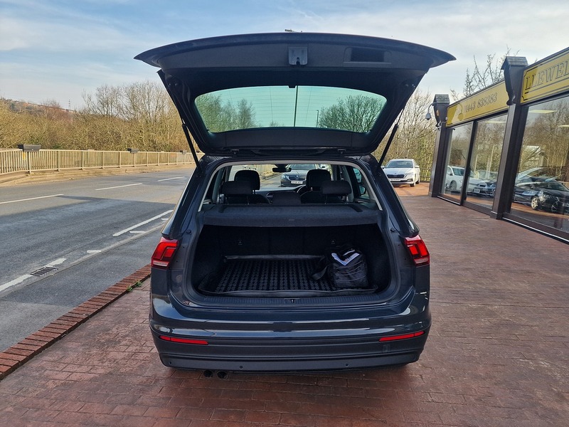 Volkswagen 2.0 TDI SE Navigation SUV 5dr Diesel Manual Euro 6 (s/s) (150 ps)