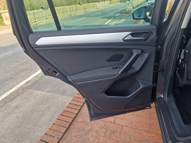 Volkswagen 2.0 TDI SE Navigation SUV 5dr Diesel Manual Euro 6 (s/s) (150 ps)