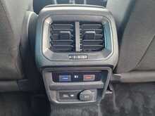 Volkswagen Tiguan TDI SE Navigation 