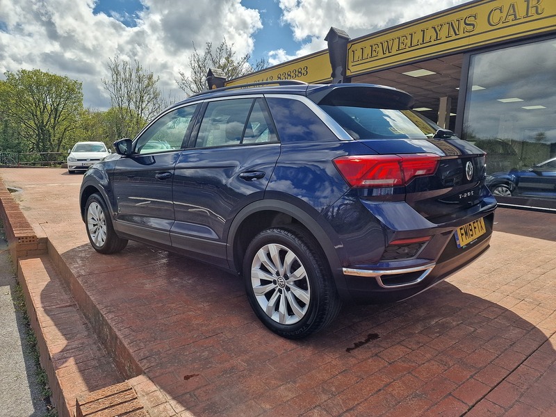 Volkswagen 1.6 TDI SE SUV 5dr Diesel Manual Euro 6 (s/s) (115 ps)