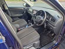 Volkswagen T-Roc TDI SE 
