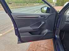 Volkswagen T-Roc TDI SE 