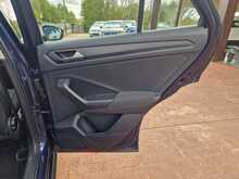 Volkswagen T-Roc TDI SE 