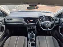 Volkswagen T-Roc TDI SE 