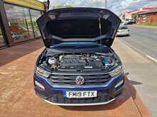 Volkswagen T-Roc TDI SE 