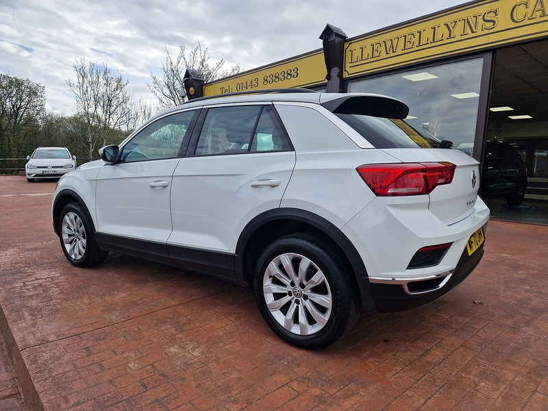 Volkswagen 1.6 TDI SE SUV 5dr Diesel Manual Euro 6 (s/s) (115 ps)