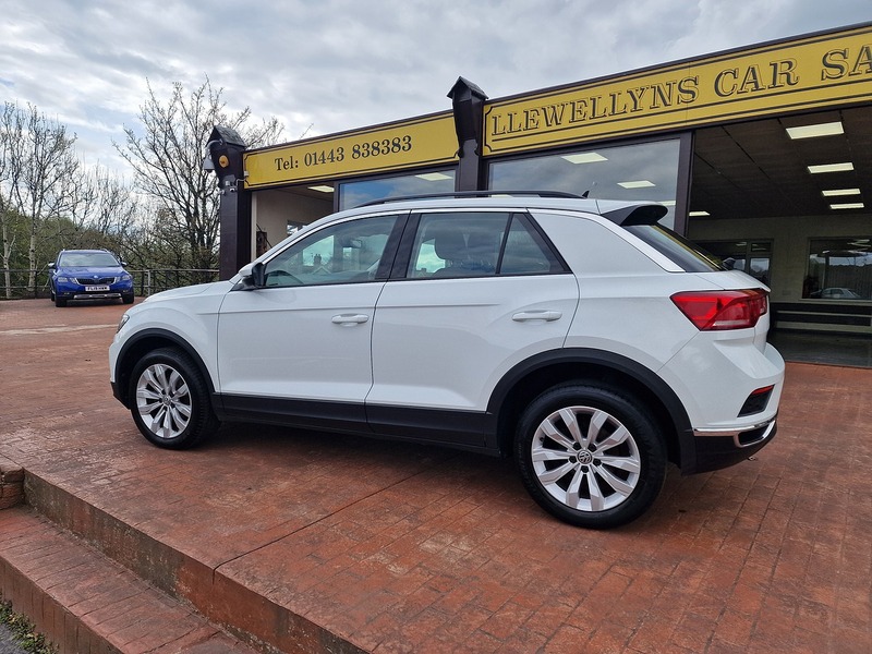 Volkswagen 1.6 TDI SE SUV 5dr Diesel Manual Euro 6 (s/s) (115 ps)