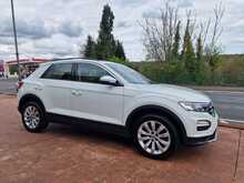 Volkswagen T-Roc TDI SE 