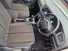 Volkswagen T-Roc TDI SE 