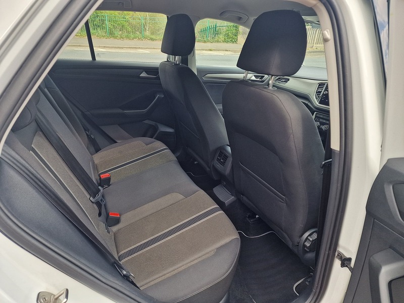 Volkswagen 1.6 TDI SE SUV 5dr Diesel Manual Euro 6 (s/s) (115 ps)