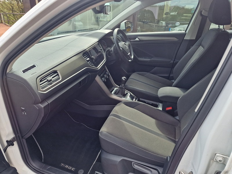 Volkswagen 1.6 TDI SE SUV 5dr Diesel Manual Euro 6 (s/s) (115 ps)