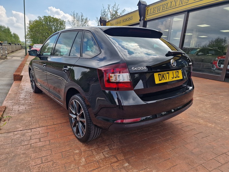 Skoda 1.6 TDI SE Sport Hatchback 5dr Diesel Manual Euro 6 (s/s) (115 ps)