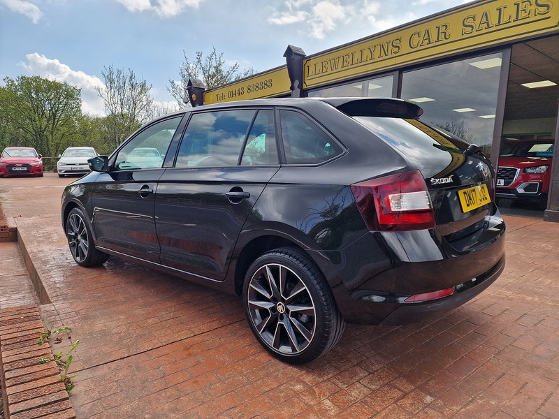 Skoda 1.6 TDI SE Sport Hatchback 5dr Diesel Manual Euro 6 (s/s) (115 ps)