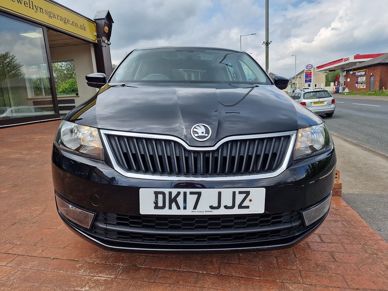 Skoda 1.6 TDI SE Sport Hatchback 5dr Diesel Manual Euro 6 (s/s) (115 ps)