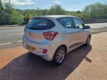 Hyundai i10 Premium 
