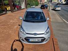 Hyundai i10 Premium 