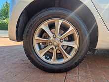 Hyundai i10 Premium 
