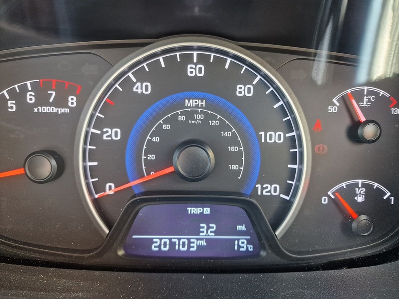 Hyundai 1.2 Premium Hatchback 5dr Petrol Manual Euro 5 (87 ps)