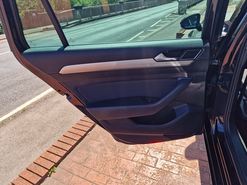 Volkswagen 2.0 TDI SE Business Estate 5dr Diesel Manual Euro 6 (s/s) (150 ps)