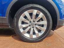Volkswagen T-Roc TDI SE 