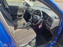 Volkswagen T-Roc TDI SE 