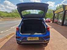 Volkswagen T-Roc TDI SE 