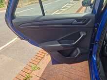 Volkswagen T-Roc TDI SE 