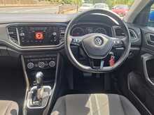 Volkswagen T-Roc TDI SE 