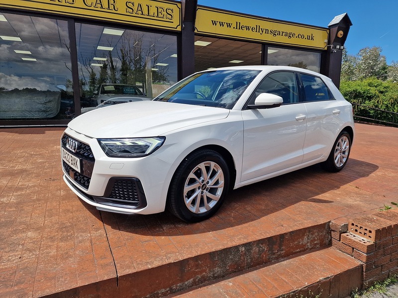 Audi 1.0 TFSI 25 Sport Sportback 5dr Petrol Manual Euro 6 (s/s) (95 ps)