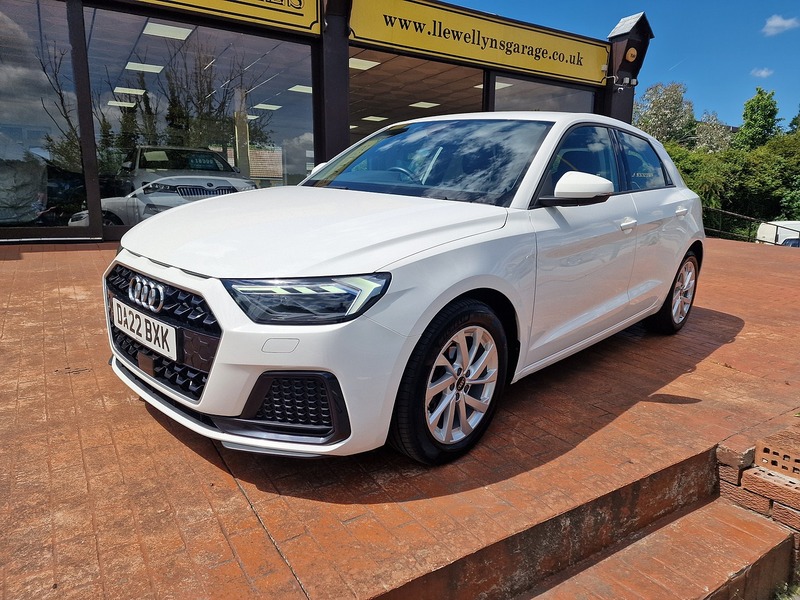 Audi 1.0 TFSI 25 Sport Sportback 5dr Petrol Manual Euro 6 (s/s) (95 ps)