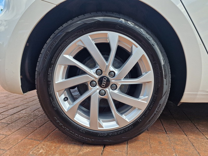 Audi 1.0 TFSI 25 Sport Sportback 5dr Petrol Manual Euro 6 (s/s) (95 ps)