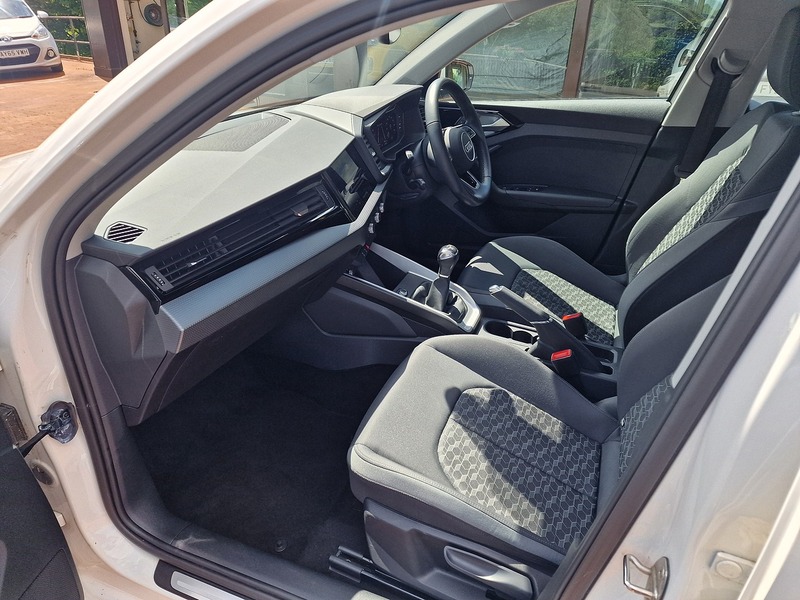 Audi 1.0 TFSI 25 Sport Sportback 5dr Petrol Manual Euro 6 (s/s) (95 ps)