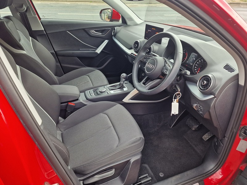 Audi 1.6 TDI 30 Sport SUV 5dr Diesel S Tronic Euro 6 (s/s) (116 ps)