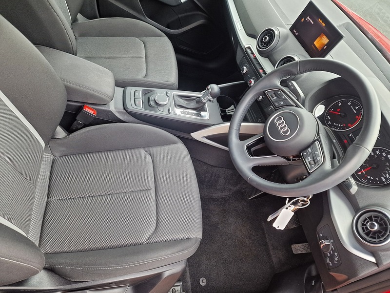 Audi 1.6 TDI 30 Sport SUV 5dr Diesel S Tronic Euro 6 (s/s) (116 ps)