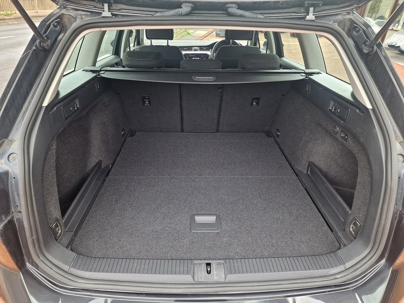 Volkswagen Passat TDI EVO SE Nav - U3569