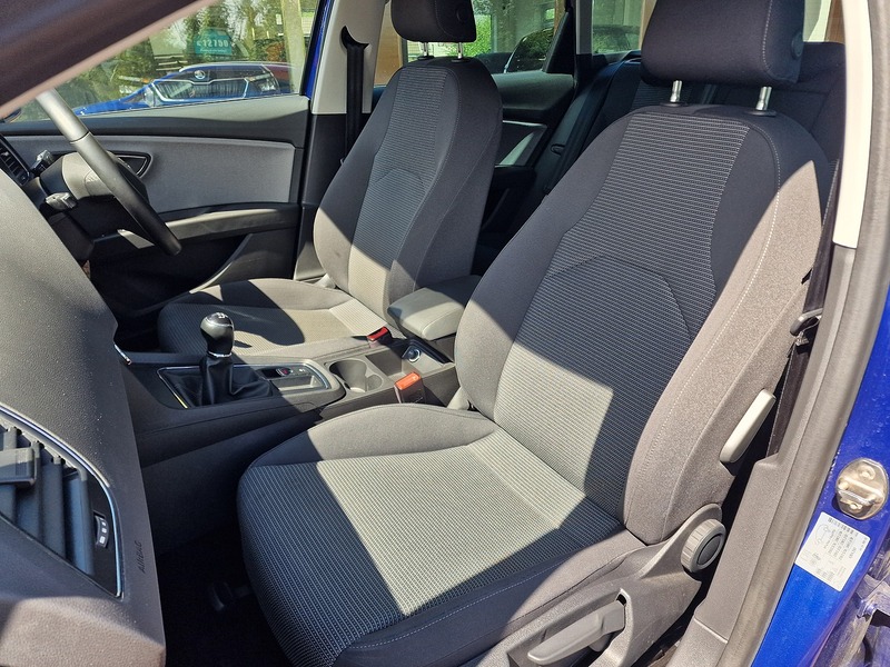 SEAT 1.6 TDI SE Dynamic Estate 5dr Diesel Manual Euro 6 (s/s) (115 ps)